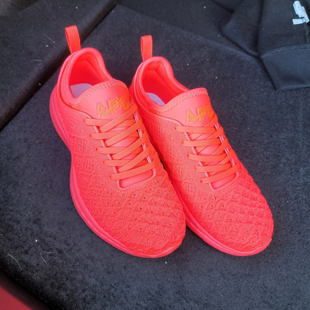 APL (Athletic Propulsion Labs) Techloom Phantom